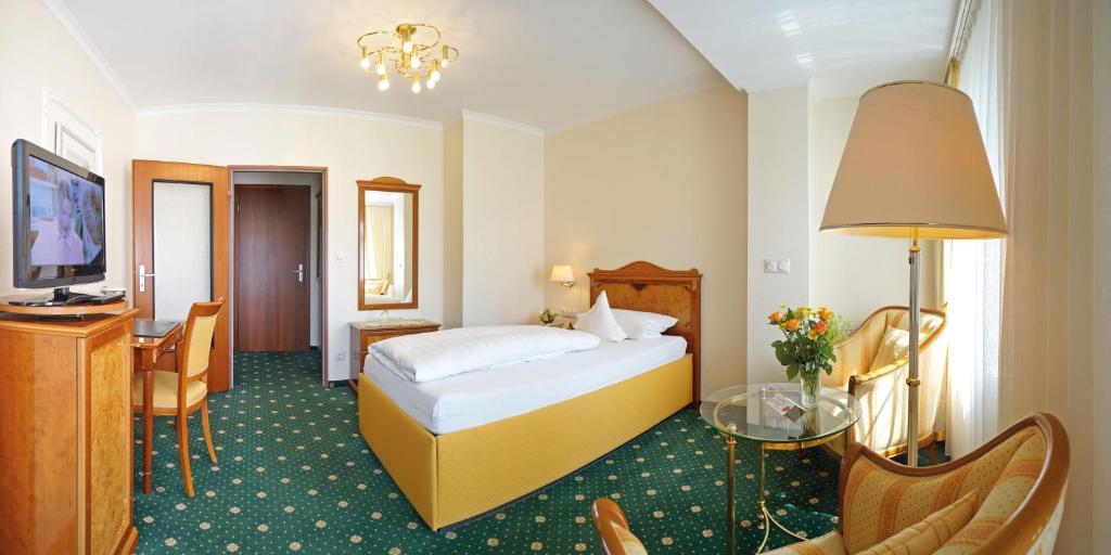 Hotel Sacher-Stoiber Bad Füssing Rom bilde